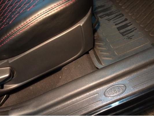 Авточехлы на Kia Cerato 2