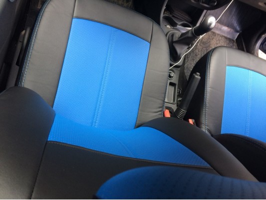 Авточехлы на Lada Largus Авточехлы на Lada Largus